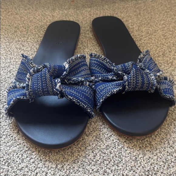 Rothys Sandals The Knot Denim Blue Frayed Slides indigo, $168 Sz 10.5 - Picture 2 of 5